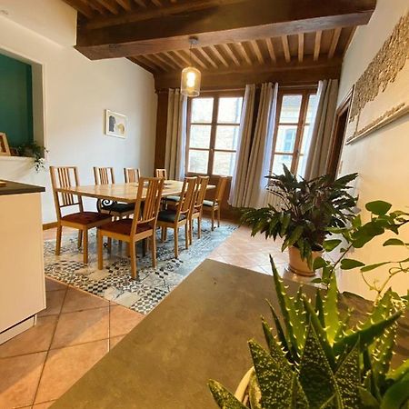 Vaste Appartement Centre Historique De Dole Zewnętrze zdjęcie